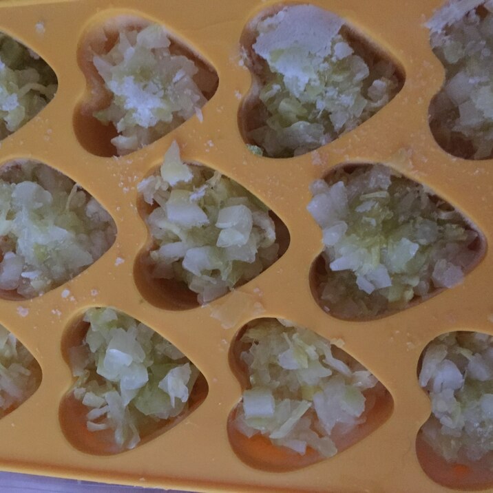 簡単離乳食 8ヶ月 キャベツのフリージング レシピ 作り方 By ニコールゆか 楽天レシピ 簡単離乳食 8ヶ月 キャベツのフリージング レシピ 作り方 By ニコールゆか 楽天レシピ